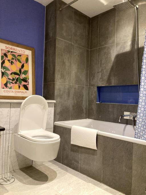 Stylish 2 Bed Accessible Flat Perfect Location Appartement Glasgow Buitenkant foto